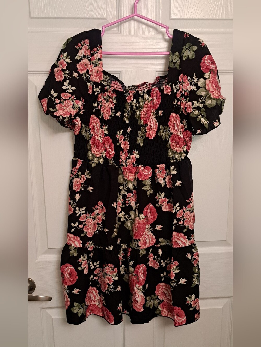 Black Floral Smocked Mini Dress Fits Size 14/16 Lightweight & Flowy New - Picture 2 of 9